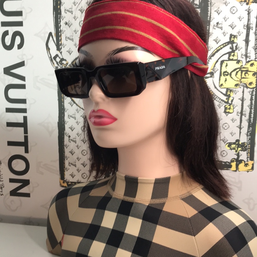 New Authentic Prada PR06YS Brown Sunglasses – Bold Luxury with UV Protection